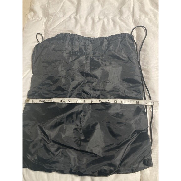 Crown Royal Drawstring Backpack Black Gold Zipper & Crown Royal Purple Bandana - Picture 6 of 9